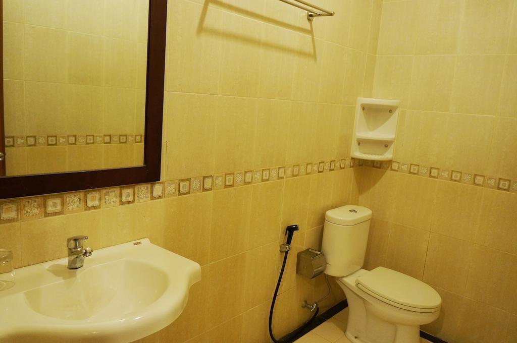 Feodora Airport Hotel Palimbão Quarto foto