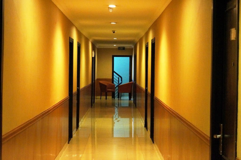 Feodora Airport Hotel Palimbão Exterior foto